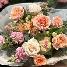 Load image into Gallery viewer, The Pretty & Pastel