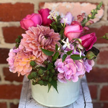 Load image into Gallery viewer, The Pretty & Pastel