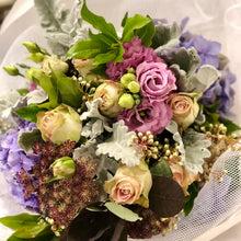 Load image into Gallery viewer, The Pretty & Pastel