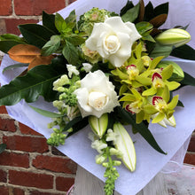 Load image into Gallery viewer, The Stylish Whites